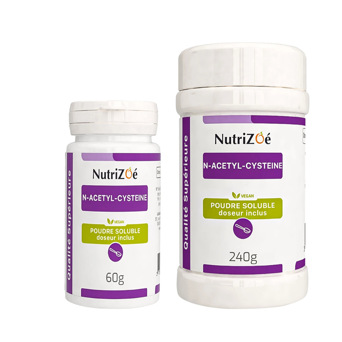 NAC en poudre NutriZoé, pots de 60 g et 240 g sur fond blanc, avec doseur inclus.